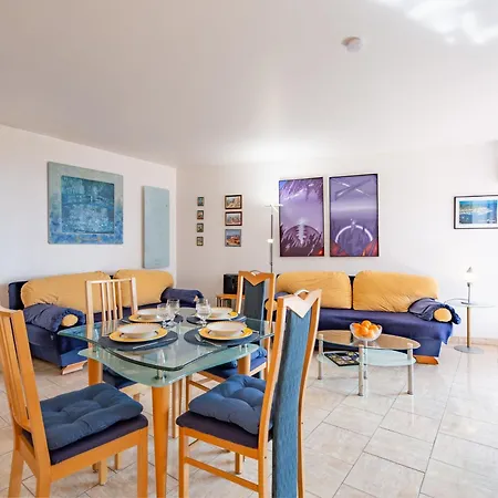 Botrel By Interhome سانت ماكسيم